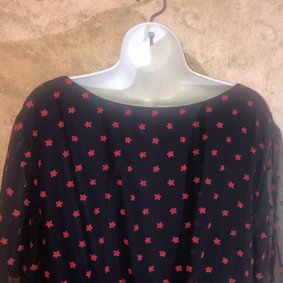 Signature Sheer flowing 3/4 Quarter Long Dress - Picture 13 of 14